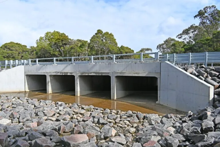 Concrete,Road,Bridge,Over,A,Creek