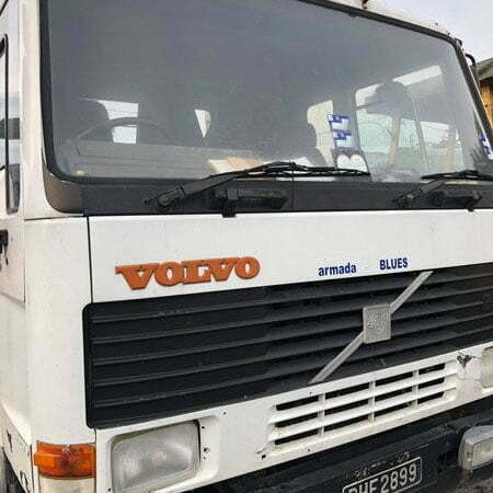 Prime Mover Volvo FL10-03