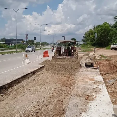 Lotus, Bandar Puteri Jaya (4)